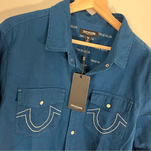 True Religion Soft Navy Snap Button Men’s Shirt Medium - Picture 2 of 4